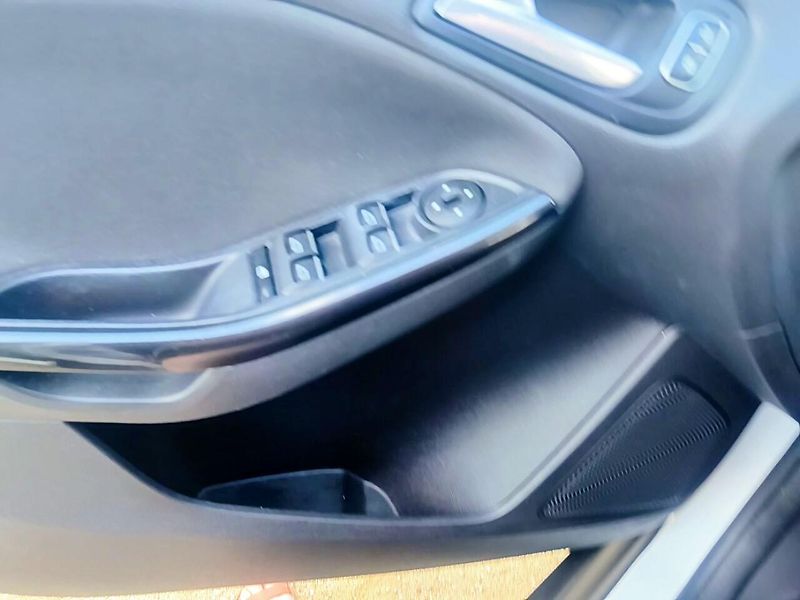 Ford Focus (2018) Ford Focus Kombi 1.5 TDCi 88kw - fotka 10 z 11