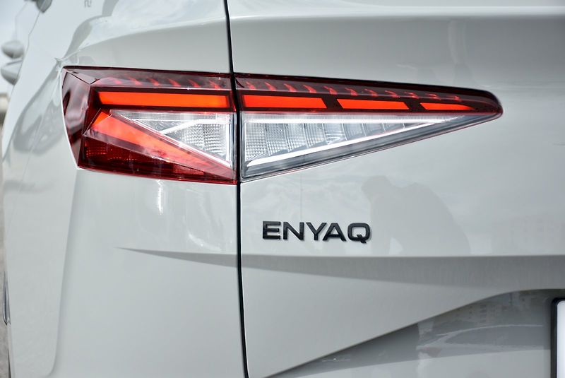 Škoda Enyaq (2026) Sportline 85 - fotka 7 z 47