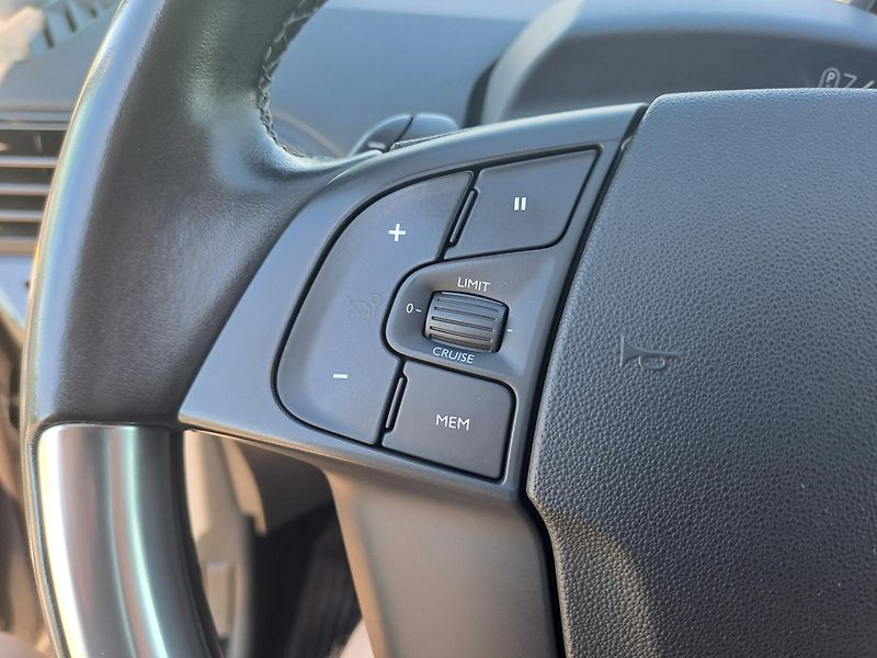 Citroën Grand C4 Picasso 1.6 HDi AUTOMAT, 7 MÍST - fotka 26 z 41