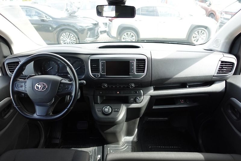 Toyota ProAce Verso 2.0D-4D 180 8AT L2 CrewCab Mul - fotka 16 z 30
