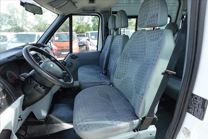 Ford Transit 2,2 TDCI  L3H3 9MÍST BUS KLIMA - fotka 22 z 29