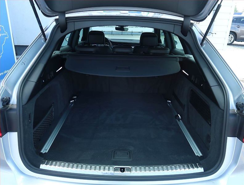 Audi A6 (2019) S line 40 TDI - fotka 14 z 26