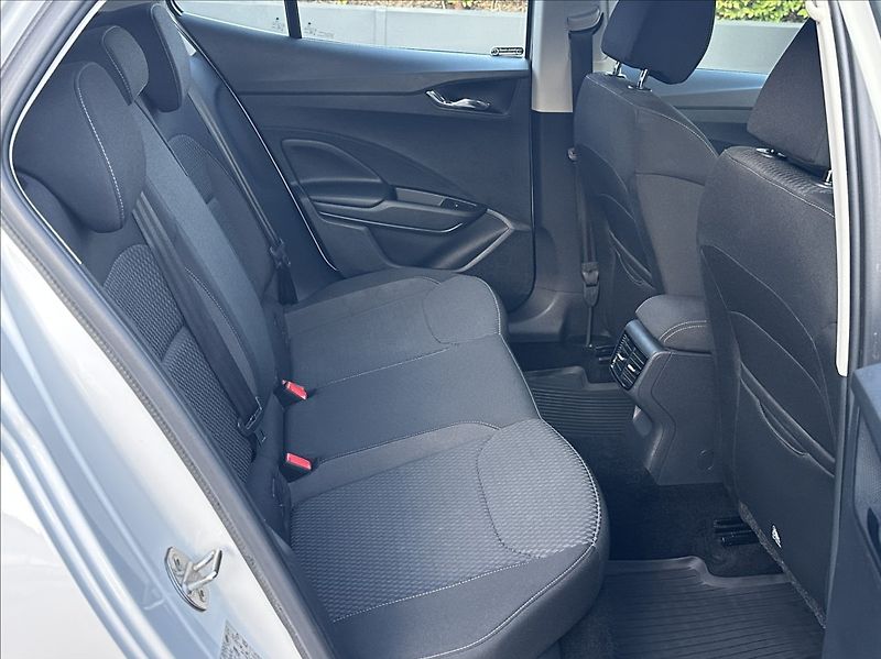 Škoda Fabia 1,0 TSI 110PS  Style DSG - fotka 19 z 53