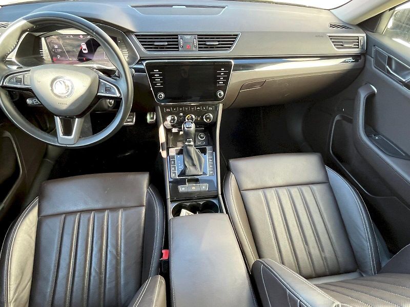 Škoda Superb (2019) 2.0 TDI 140kW L&K 4x4 DSG - fotka 9 z 27