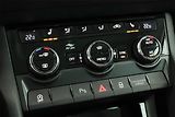 Škoda Karoq (2025) 1.5 TSI, Top Selection, ACC - náhled 15