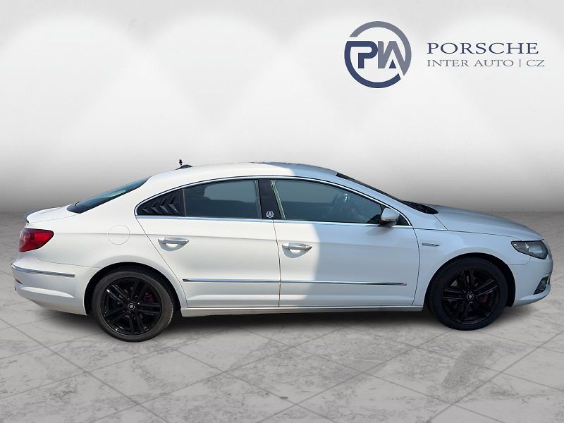 Volkswagen Passat CC 2.0TDi DSG 103kW - fotka 10 z 20