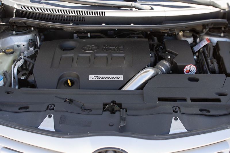 Toyota Auris BEMANI, servisované - fotka 38 z 38