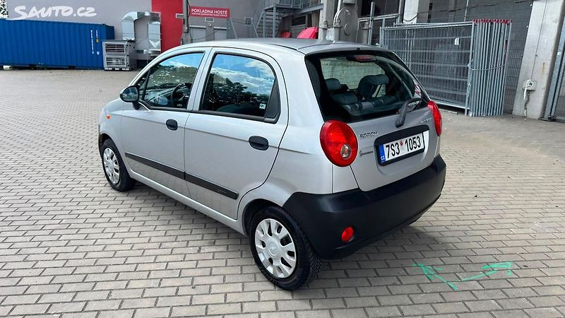 Chevrolet Spark (2005) 0.8i, 38kw Původ ČR 1 maj. - fotka 3 z 17