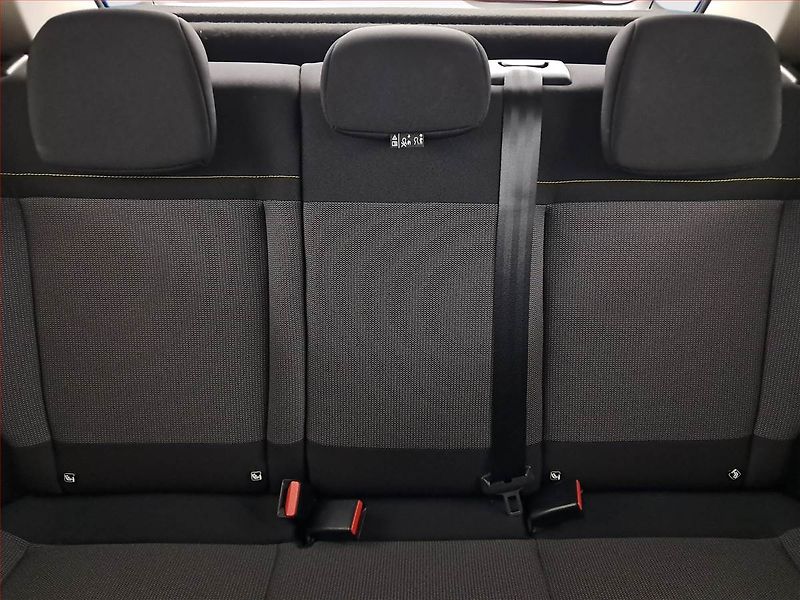 Citroën C3 (2019) 1.2 PureTech, ČR,1.maj - fotka 10 z 17