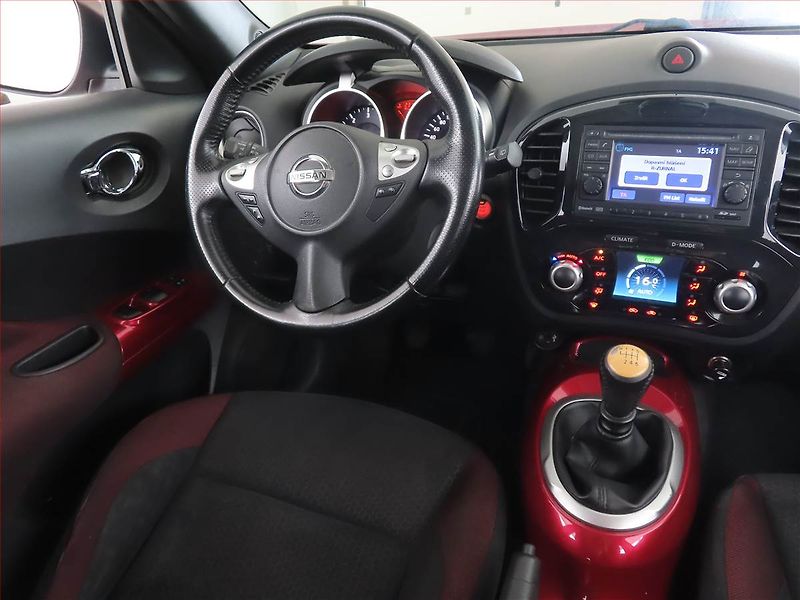Nissan Juke (2011) 1.5 dCi, Navi, Tempomat - fotka 7 z 16