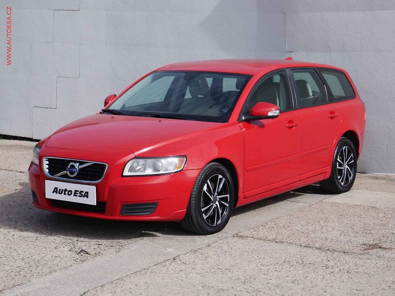 Volvo V50 (2011) 2.0 D3, autoAC, temp - fotka 3 z 14