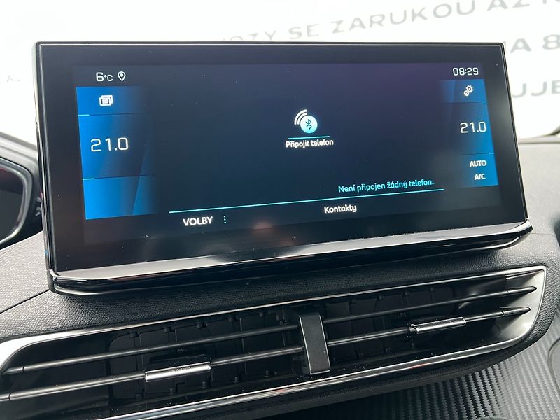 Peugeot 3008 (2022) 1.2PT 96kW! Navi! Full LED! - fotka 29 z 34