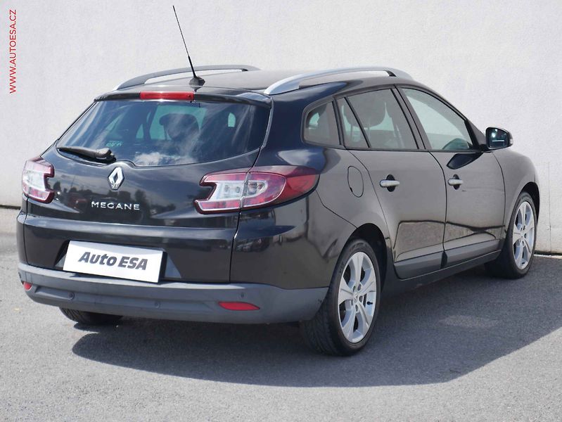 Renault Mégane (2010) 1.6i, AC, tempo, navi - fotka 4 z 20