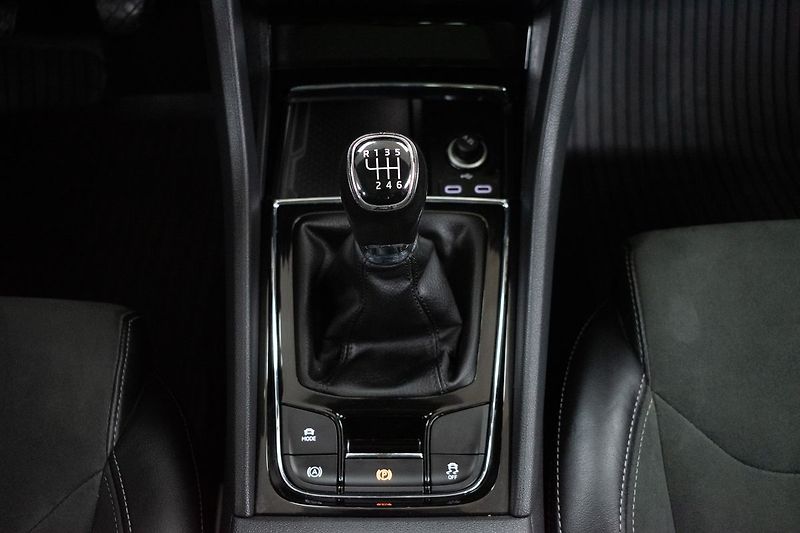 Škoda Kodiaq 1.5 TSI 7.MÍST*N.TOPENÍ*ČR 1.M - fotka 25 z 51