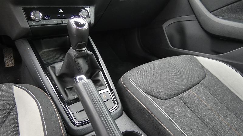 Škoda Kamiq 1,5 TSi 110KW STYLE - fotka 6 z 23