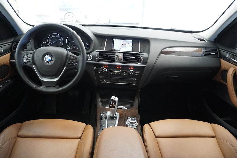 BMW X3  2,0 XDRIVE28I AUT. - fotka 22 z 29