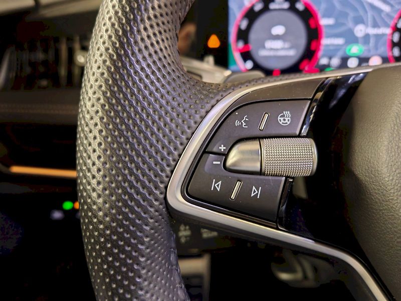 Škoda Superb (2025) Combi 2.0 TDI 142 kW DSG 4x4 S - fotka 8 z 36