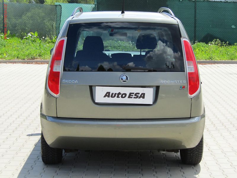 Škoda Roomster (2014) 1.2 TSi, ČR, AC - fotka 5 z 13