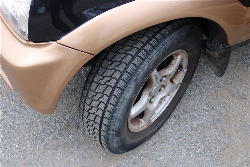 Daihatsu Terios 1,3 i  4 x 4,STK 3/2027,KLIMA - fotka 22 z 25