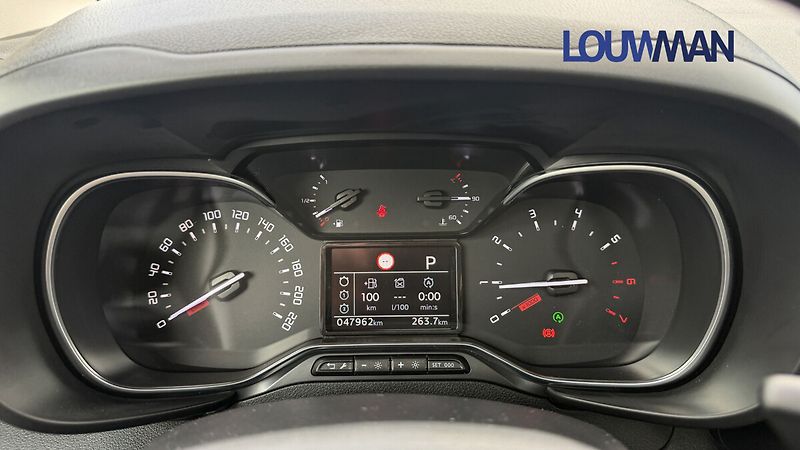 Toyota ProAce City Verso 1.2T 8AT FAMILY COMFORT - fotka 9 z 26
