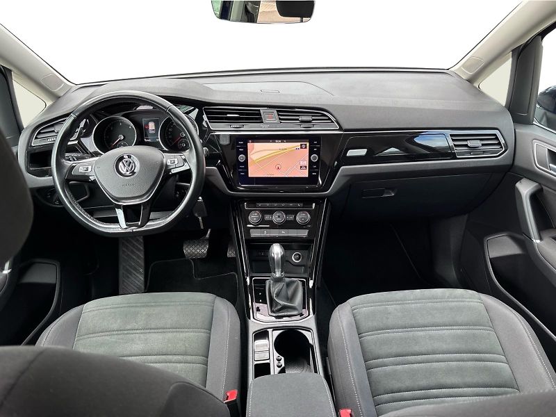 Volkswagen Touran 2,0TDi 140kW HIGHLINE BUSINESS - fotka 5 z 30