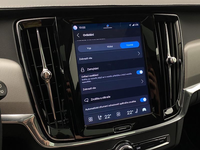 Volvo V90 T6 AWD RECHARGE BRIGHT PLUS  - fotka 55 z 64