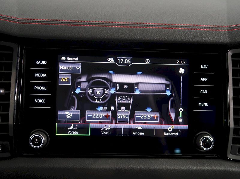 Škoda Kodiaq (2024) RS 2.0TSI 180KW 4x4 DSG TAŽNÉ - fotka 32 z 47