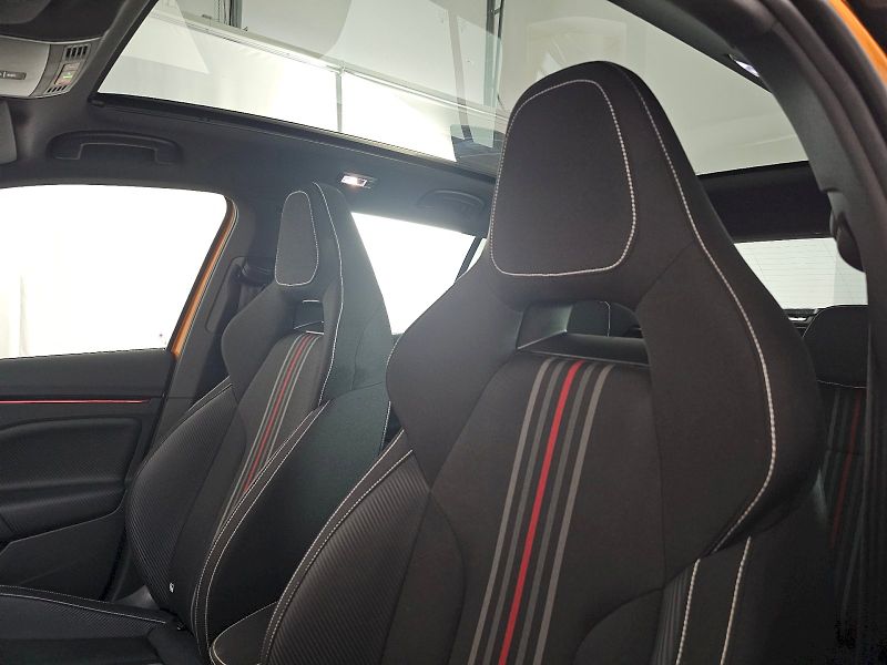 Škoda Kamiq (2024) 1.0TSi 85kW DSG MONTE CARLO TA - fotka 8 z 29