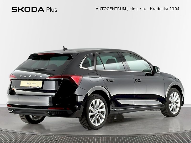 Škoda Scala (2025) 1.0TSI 85kW Top Selection - fotka 2 z 31