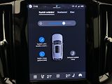 Volvo XC60 T6 AWD DARK PLUS RECHARGE AUT - náhled 35