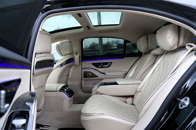 Mercedes-Benz Třídy S S 400d Long 4Matic AMG/ČR/DPH - fotka 31 z 44