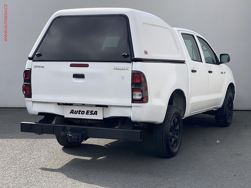 Toyota Hilux (2012) 2.5 D 4x4 DoubleCab, ČR, TZ - fotka 4 z 15
