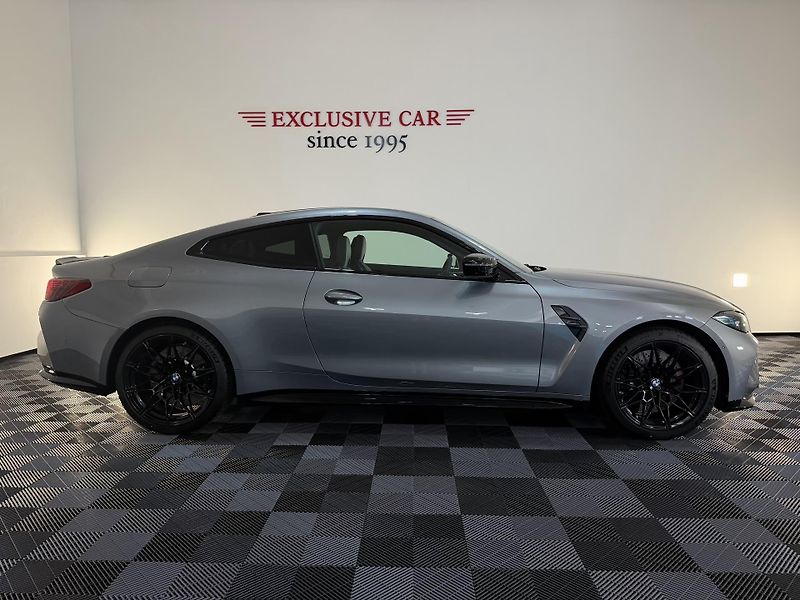BMW M4 Competition xDrive FCL Indiv. - fotka 3 z 48