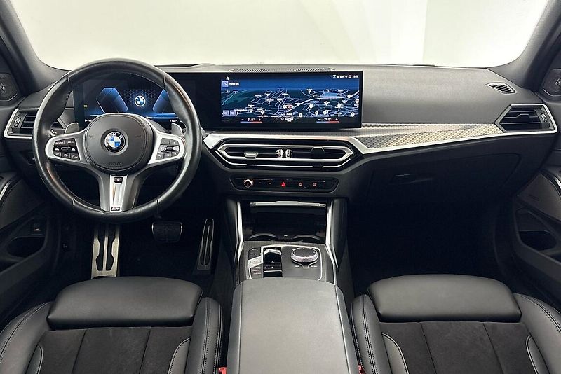 BMW Řada 3 řady 3 | 330d xDrive - fotka 15 z 27