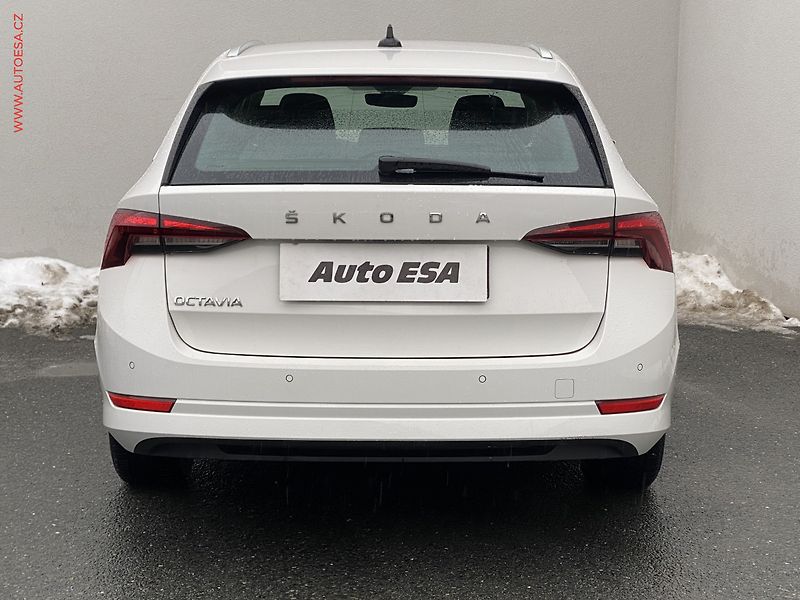 Škoda Octavia (2021) 2.0 TDi, 1.maj,ČR, Style, LED - fotka 5 z 16