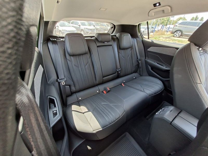 Peugeot 308 ALLURE 1.2 PT 130k M6 - fotka 6 z 28