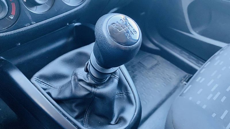 Opel Combo VAN 1.4L CNG 88kW MT6/P3802 - fotka 15 z 24