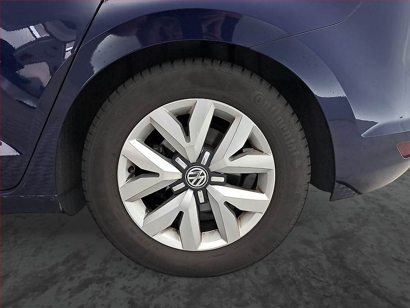 Volkswagen Touran (2016) Highline 1.2 TSI, Serv.kniha - fotka 15 z 19