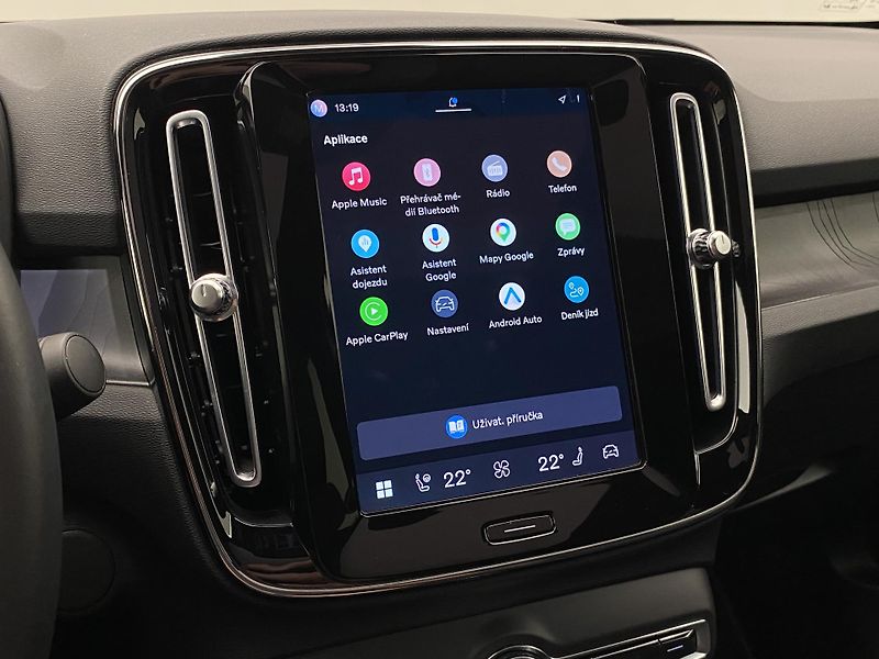 Volvo C40 PURE ELECTRIC RECHARGE PLUS - fotka 8 z 57