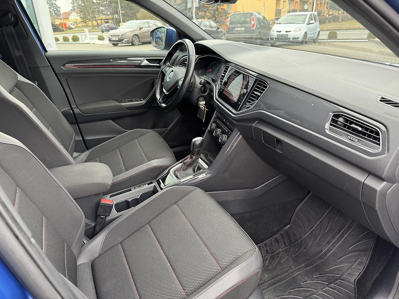 Volkswagen T-Roc (2020) 1.5 TSI DSG - fotka 19 z 22