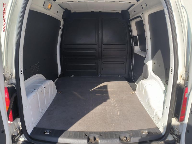 Volkswagen Caddy (2018) 2.0TDi, AC, TZ - fotka 7 z 20