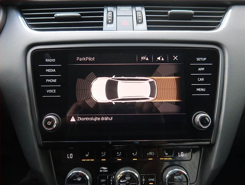 Škoda Octavia (2018) Style 2.0 TDI, Automat - fotka 16 z 21