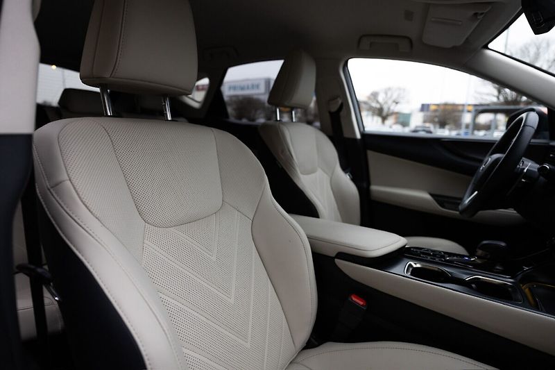 Lexus NX 450h plus 450H 2.5 PHEV LUXURY - fotka 8 z 29
