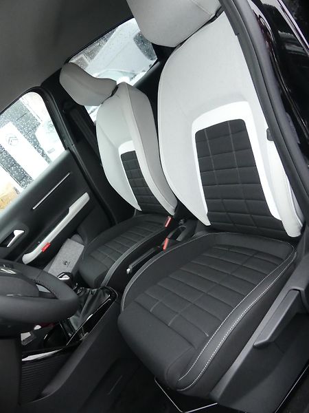 Citroën C3 (2026) MAX Turbo 100k Manual - fotka 9 z 21