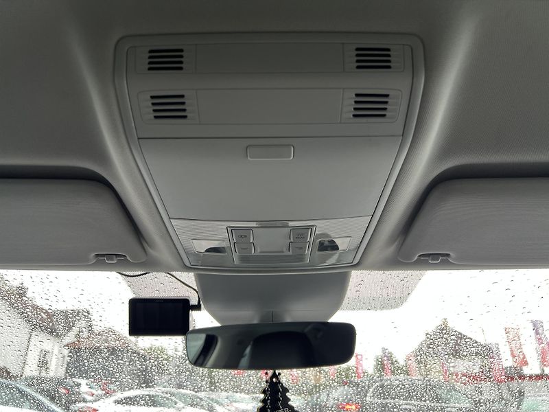 Škoda Superb L&K 2.0TDi 110kw KOUPENO V ČR - fotka 22 z 48