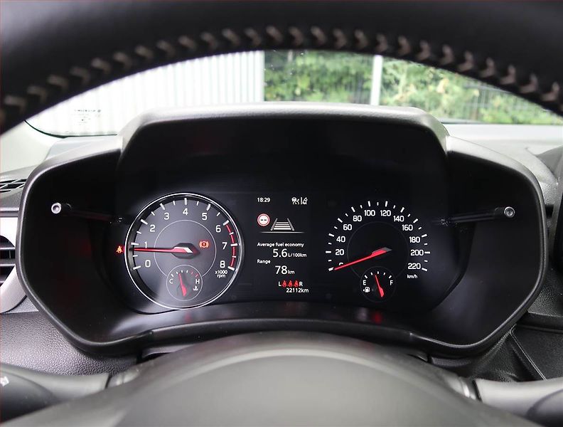 Suzuki Swift (2024) 1.2, ČR,1.maj, Serv.kniha - fotka 11 z 21