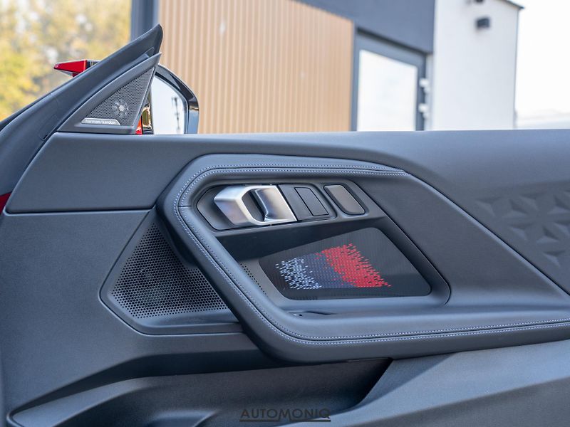 BMW M2 (2025) G87 M Drive, Carbon, H&K, HUD - fotka 11 z 23
