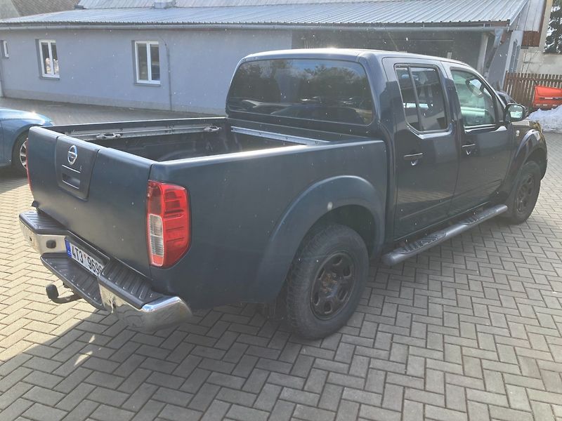Nissan Navara (2007) 2.5DCI 4WD DOUBLE CUB - fotka 5 z 27