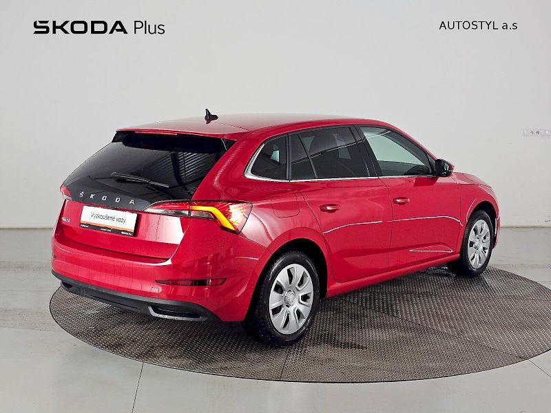 Škoda Scala (2023) 1.0TSi 81kW STYLE PLUS - fotka 2 z 32