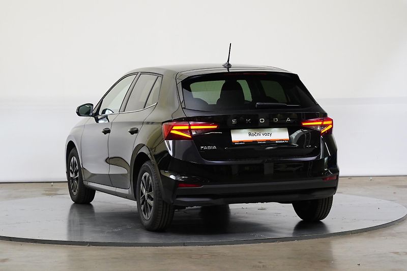 Škoda Fabia - fotka 7 z 25